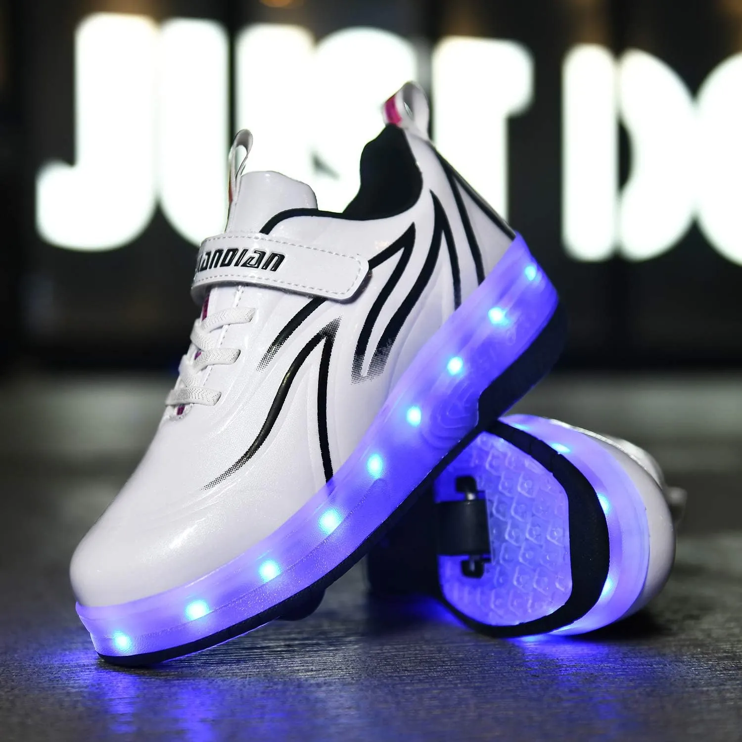 BFOEL Rechargeable Roller Shoes for Boys Girls Age 6-14 with LED Light-Up Kids Sneakers for Outdoor Play, Birthday