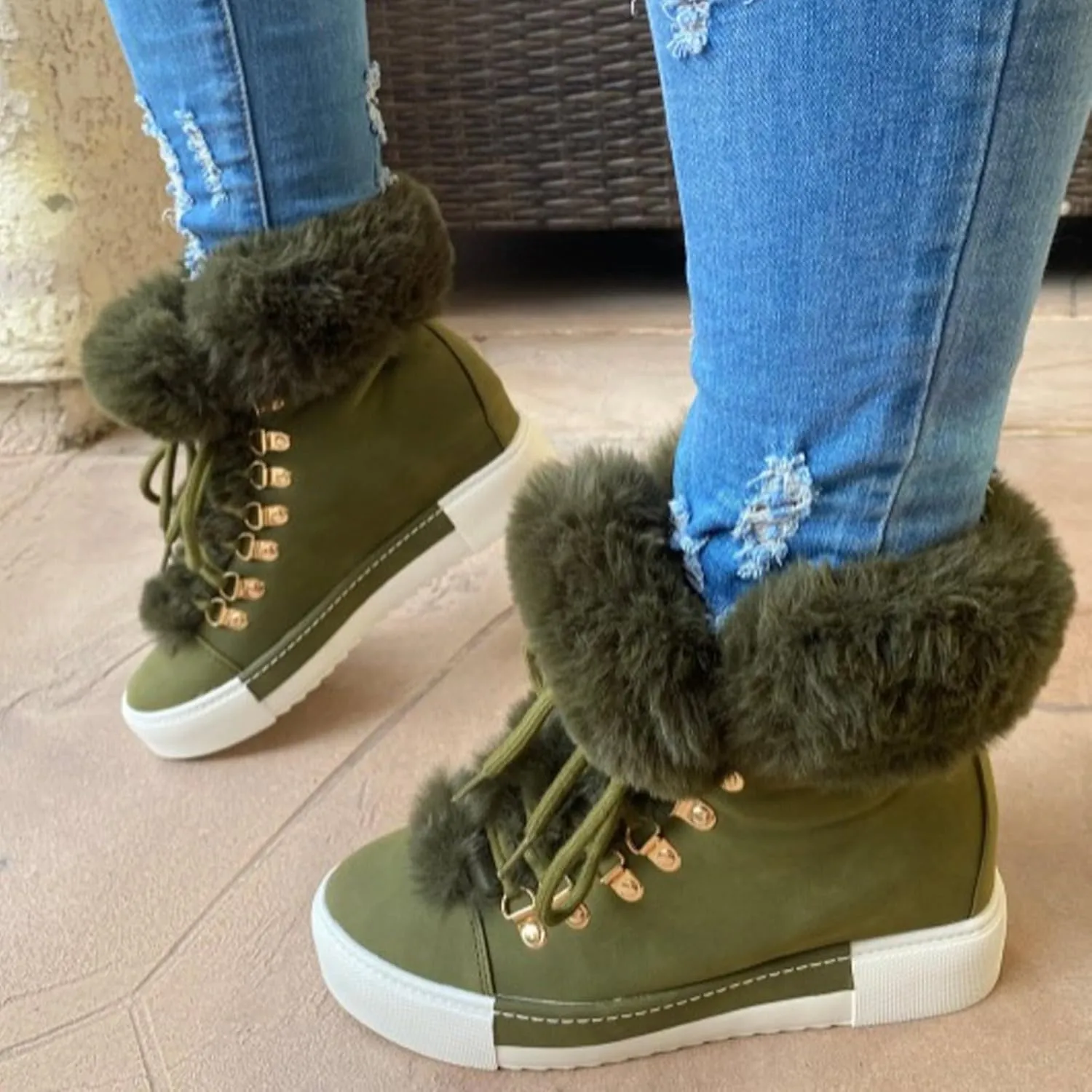 Boots Women Snow Shoes Outdoor Ski Boots Thickening Womens Snow Boots Plush Lined Winter Walking Shoes For Men
