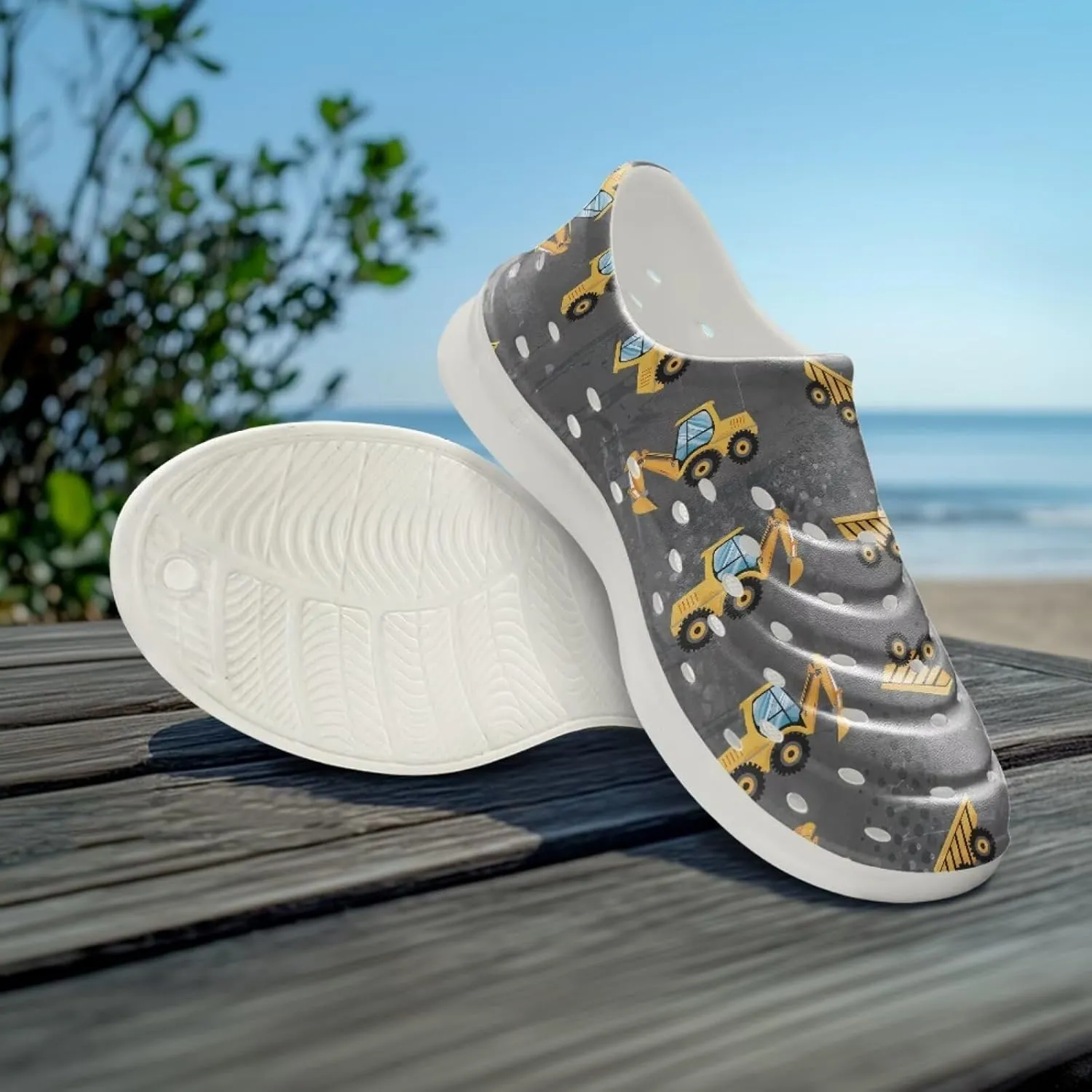 Boys Tractor Print Garden Clogs Kids Water Shoes Non Slip Slide Sandals Summer Sneakers for Indoor Outdoor