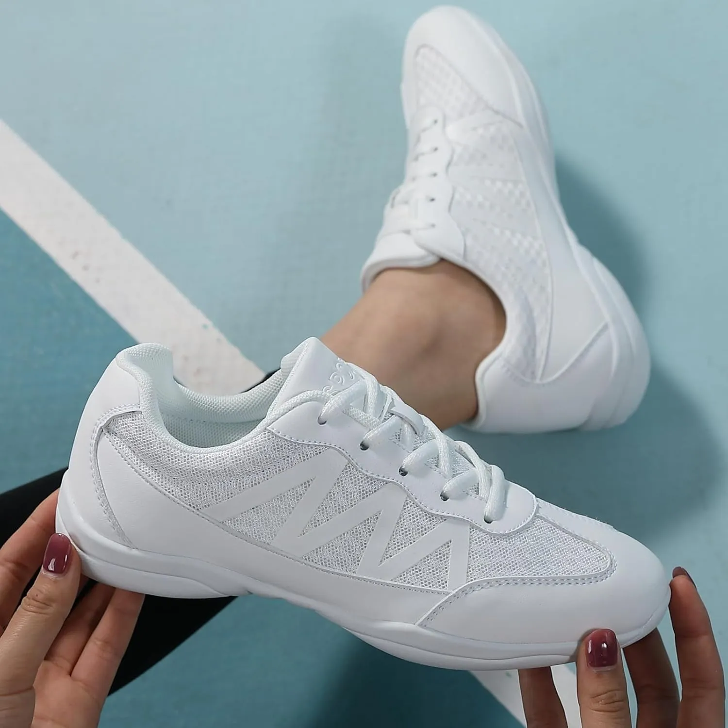 Cheer Shoes Girls Jump Tumbling Cheerleading Women Exercise Aerobic Fitness Dance Training Sneakers Youth