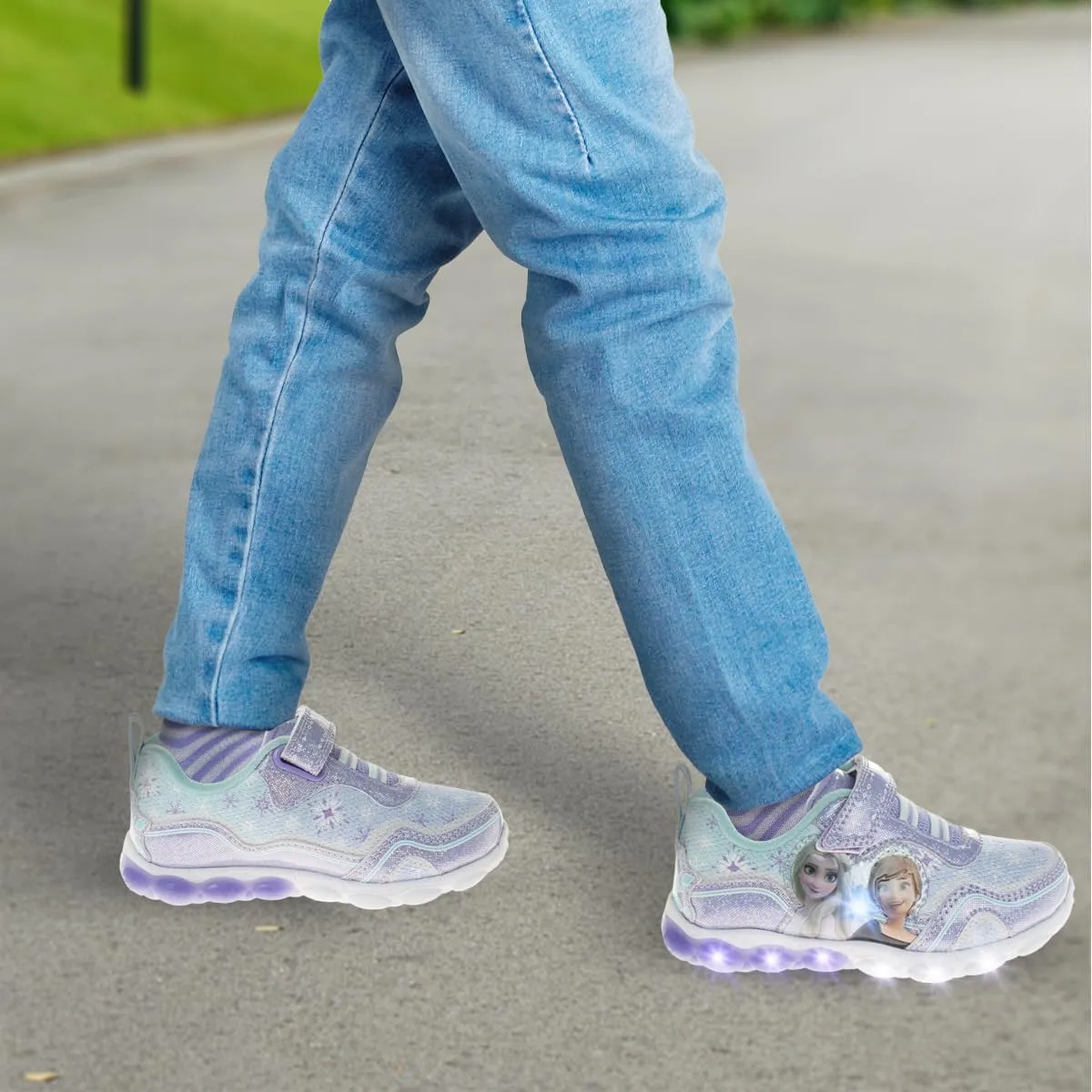 Disney Girls Frozen Light Up Laceless Running Shoes (Toddler/Little Girl)