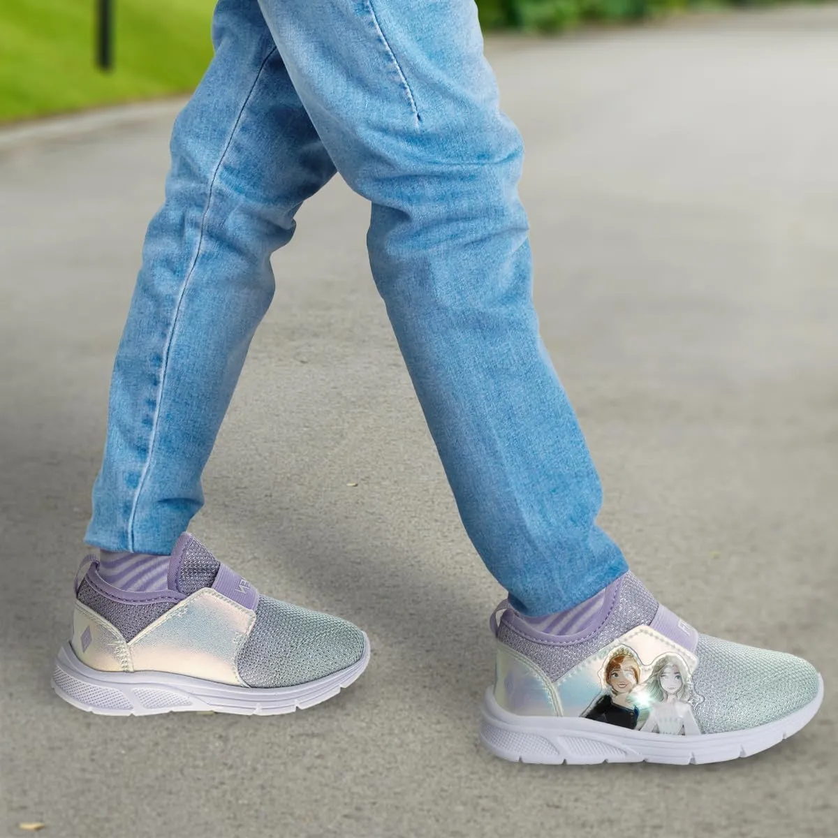 Disney Girls Frozen Light Up Laceless Running Shoes (Toddler/Little Girl)