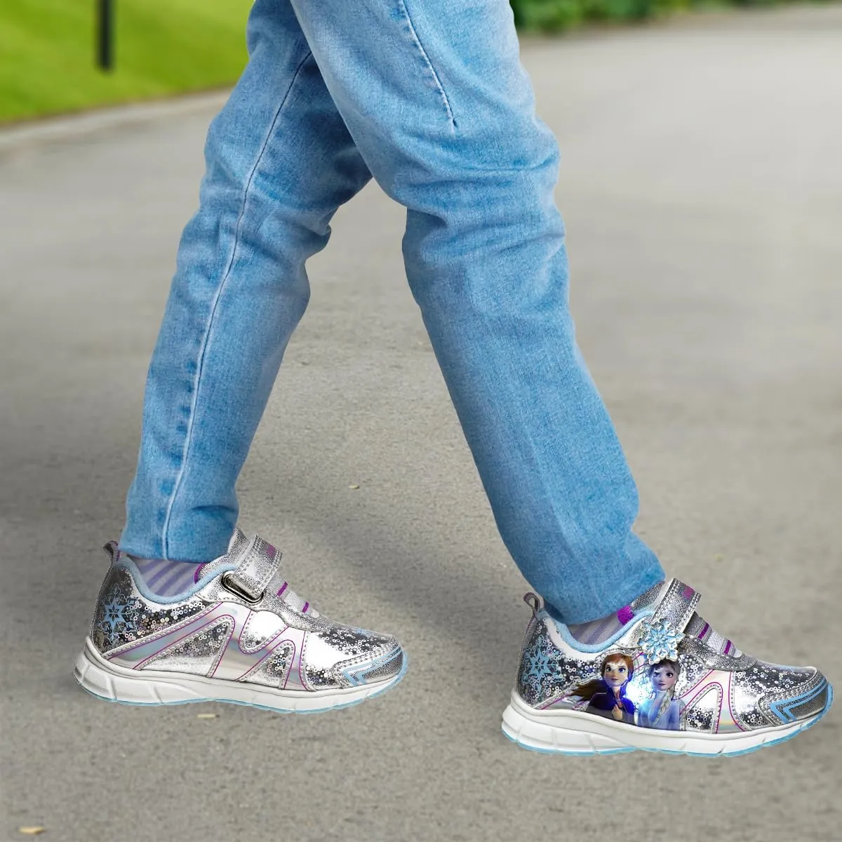 Disney Girls Frozen Light Up Laceless Running Shoes (Toddler/Little Girl)