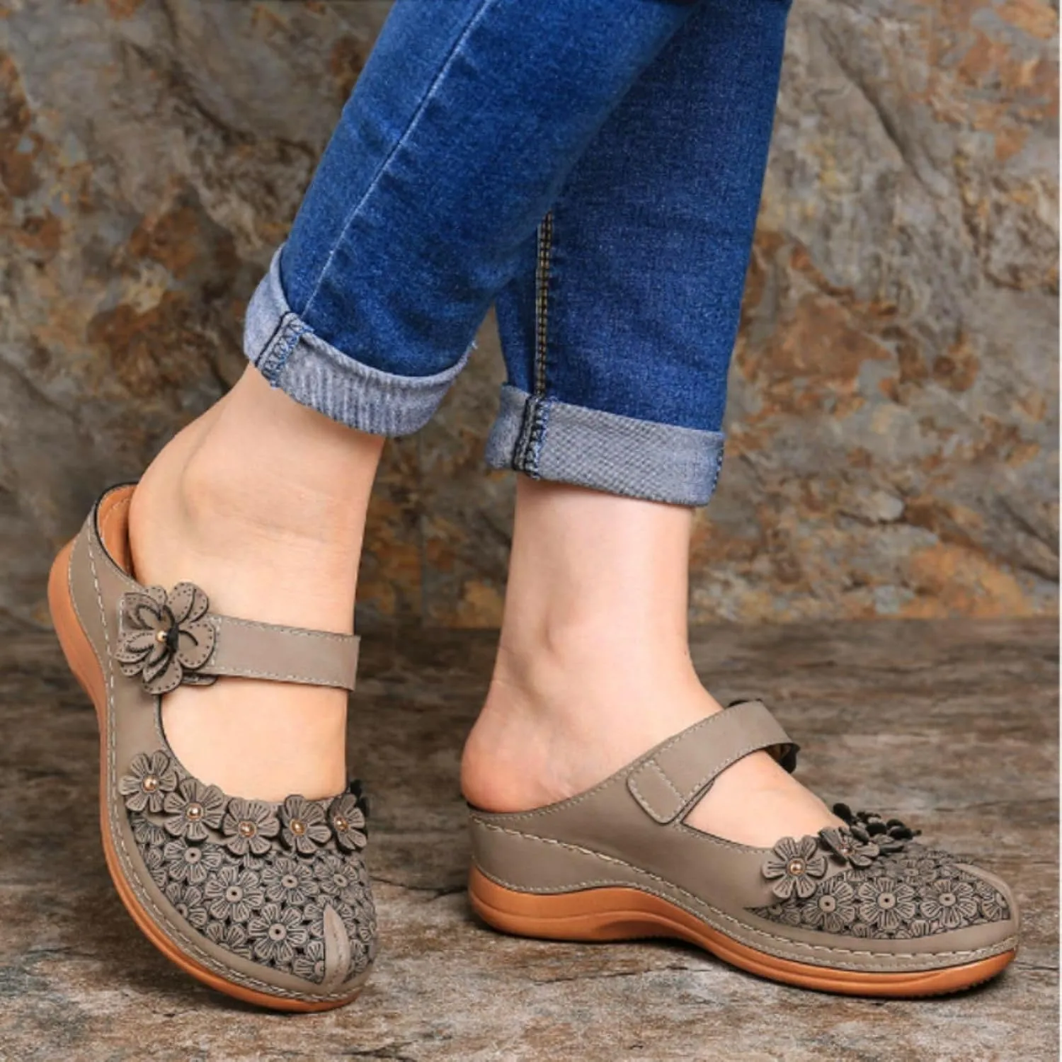 Dressy Summer Sandals for Women 2025 Closed Toe Wedge Sandals Casual Walking Shoes Hollow Out Breathable Cooling Comfort Wear Shoes Office Work Sandal Lightweight Platform Sandal for Vacation Beach