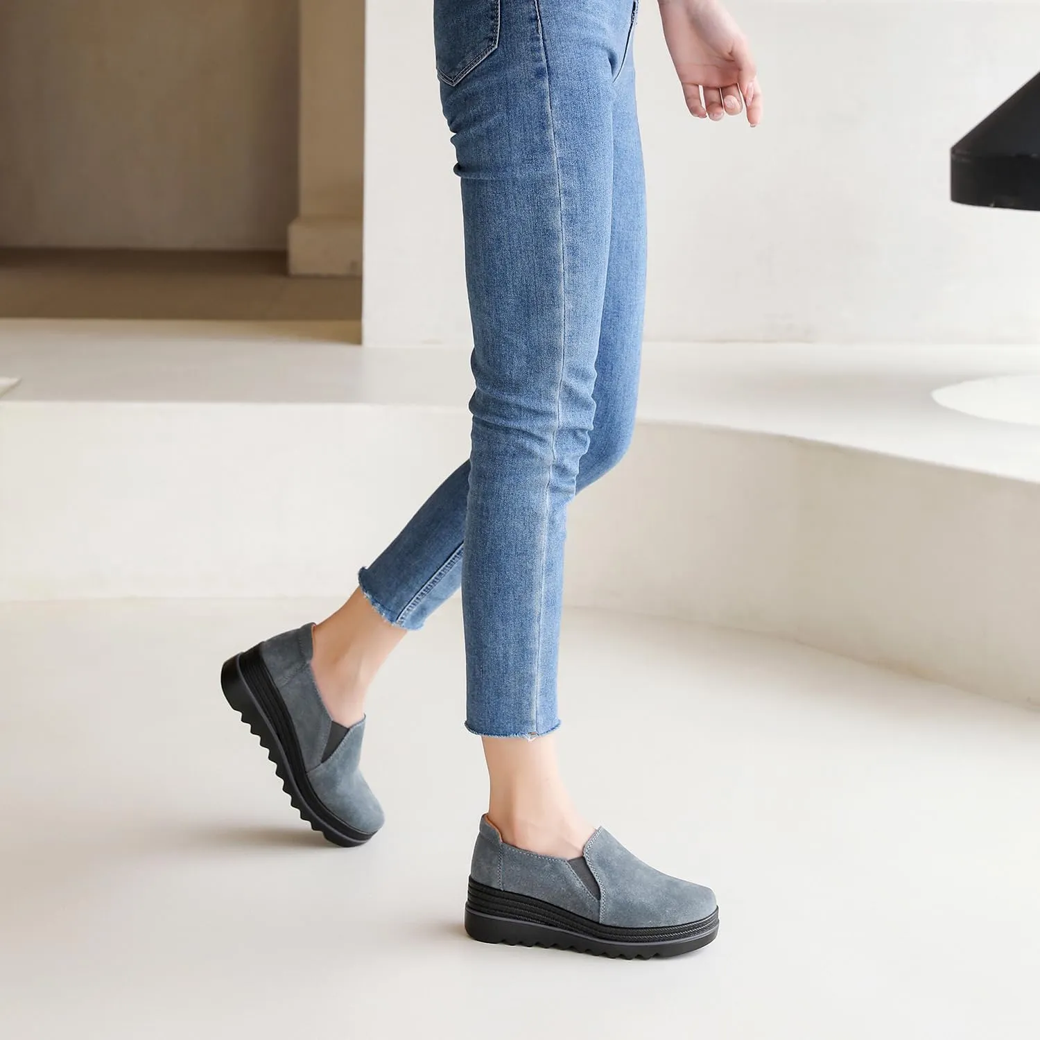 EnllerviiD Women's Platform Loafers Slip-On Comfortable Suede Moccasins Wedge Penny Loafers Thick Soft Platform Lightweight Casual Business Work Shoes