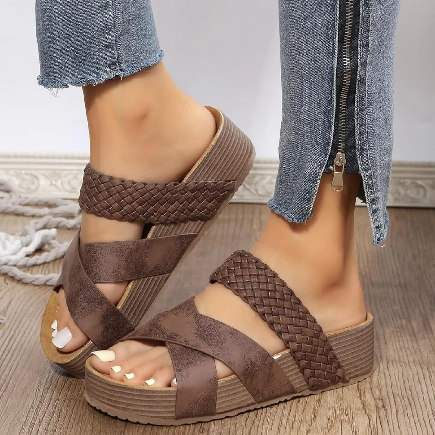 Flat Sandals for Women Summer Dressy Slip on Platform Sandals Cross-Strap Open Toe Wide Width Slippers Walking Beach Shoes