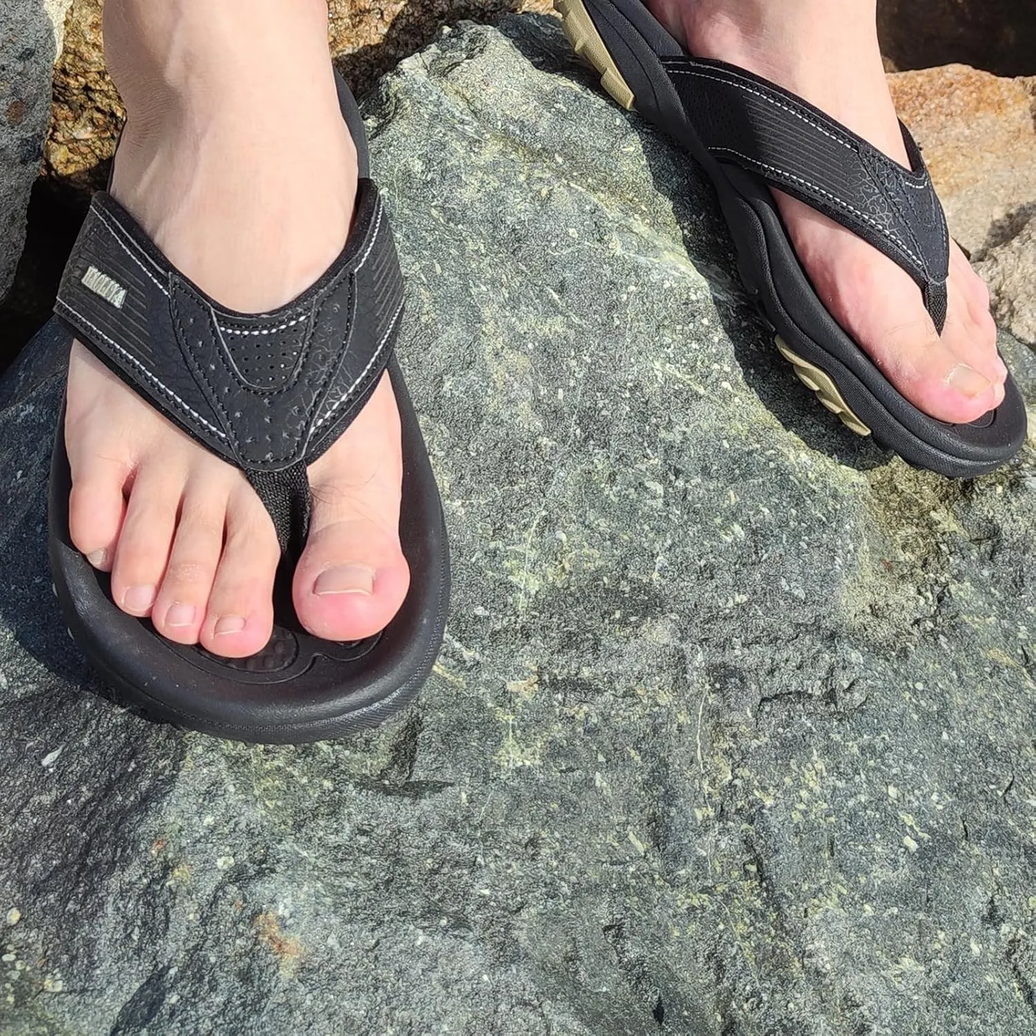 HAOLIRA Mens Leather Flip Flops with Arch Support Comfortable Cushion Thong Sandals Lightweight Waterproof Outdoor Summer Beach Pool Shoes