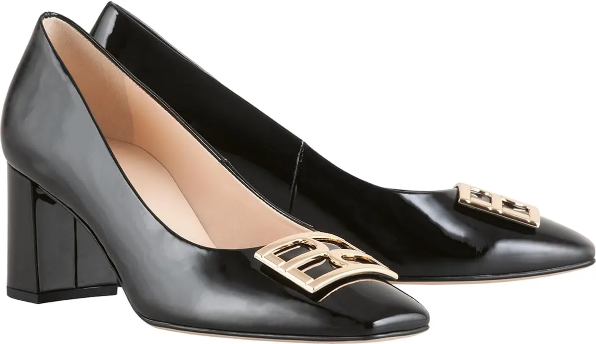 HÖGL Women's Closed-Toe Pumps