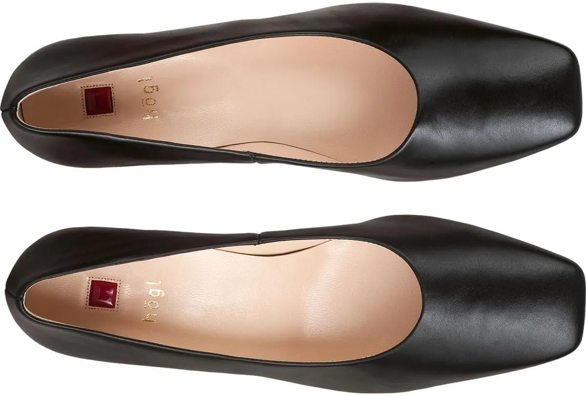 HÖGL Women's Closed-Toe Pumps