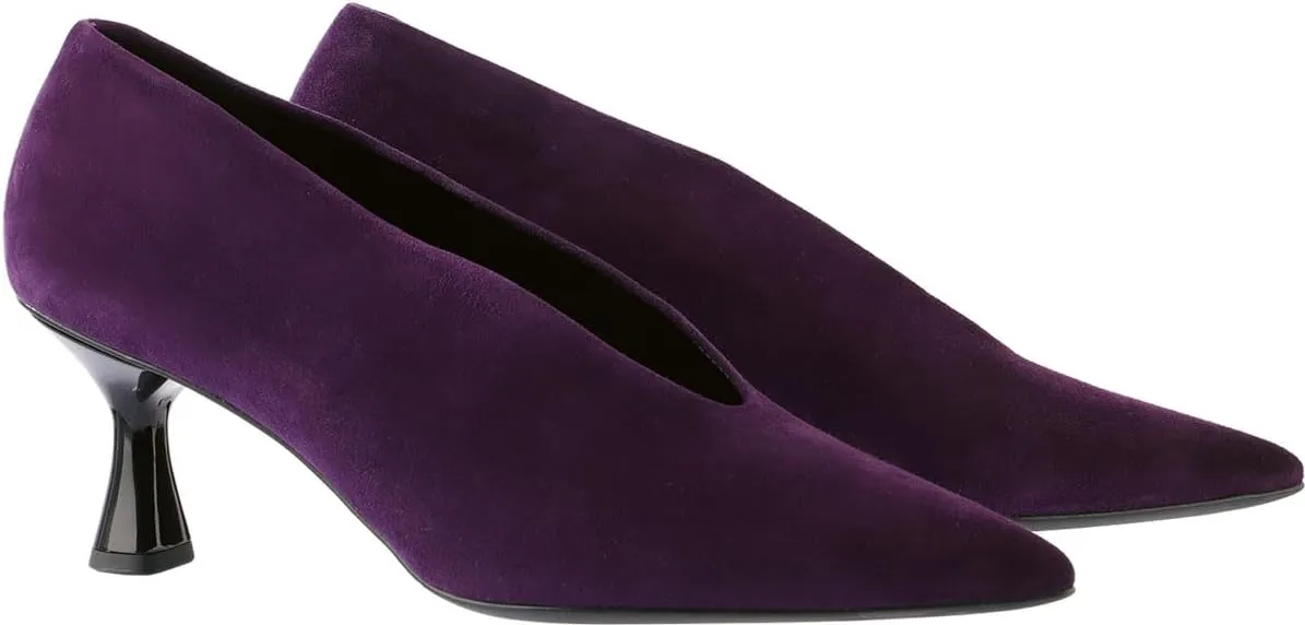 HÖGL Women's Closed-Toe Pumps