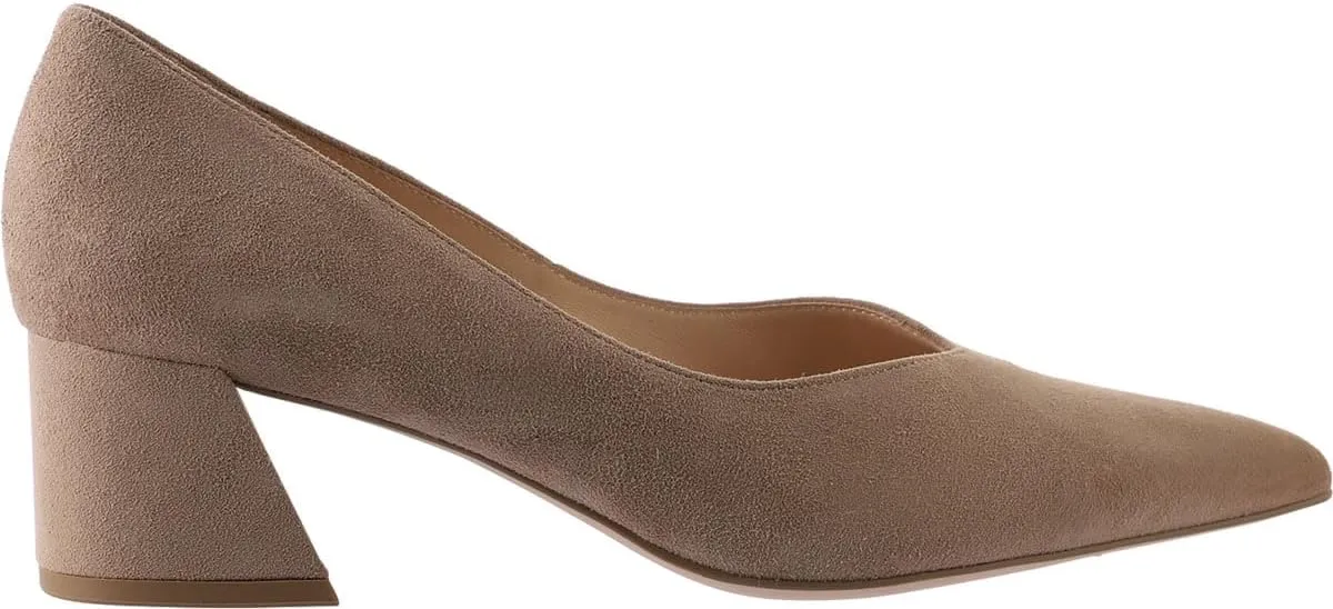 HÖGL Women's Closed-Toe Pumps