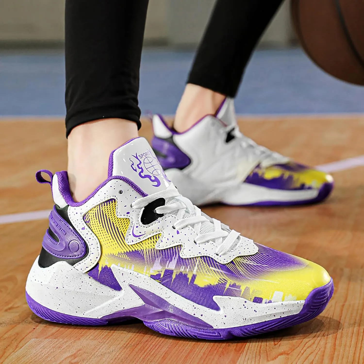 Kids Basketball Shoes Boys High-top Sports Shoes Sneakers Durable Lace-up Non-Slip Girls Running Shoes