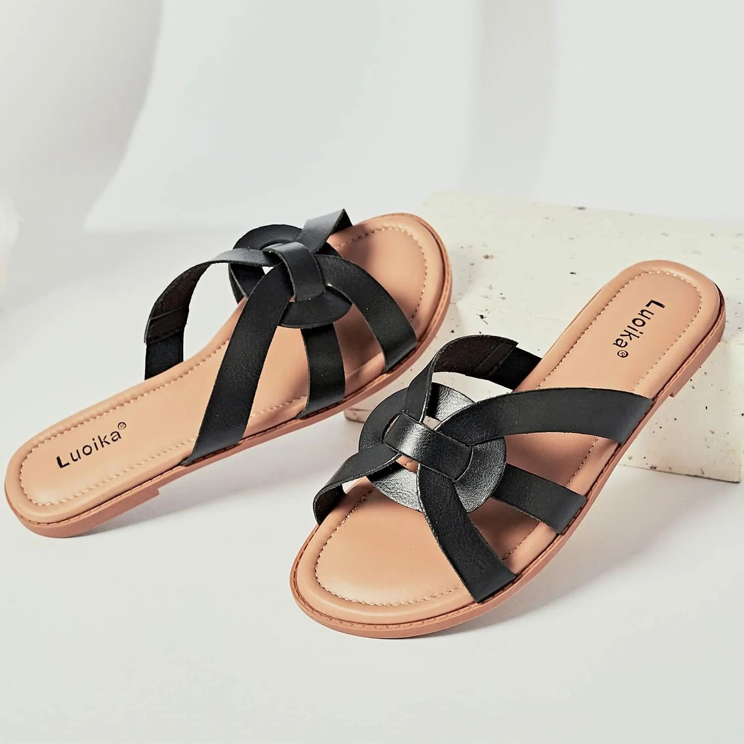 Luoika Women's Wide Width Flat Slides Sandals, Slip on Slide Sandal Casual Comfortable Summer Beach Shoes for Women.