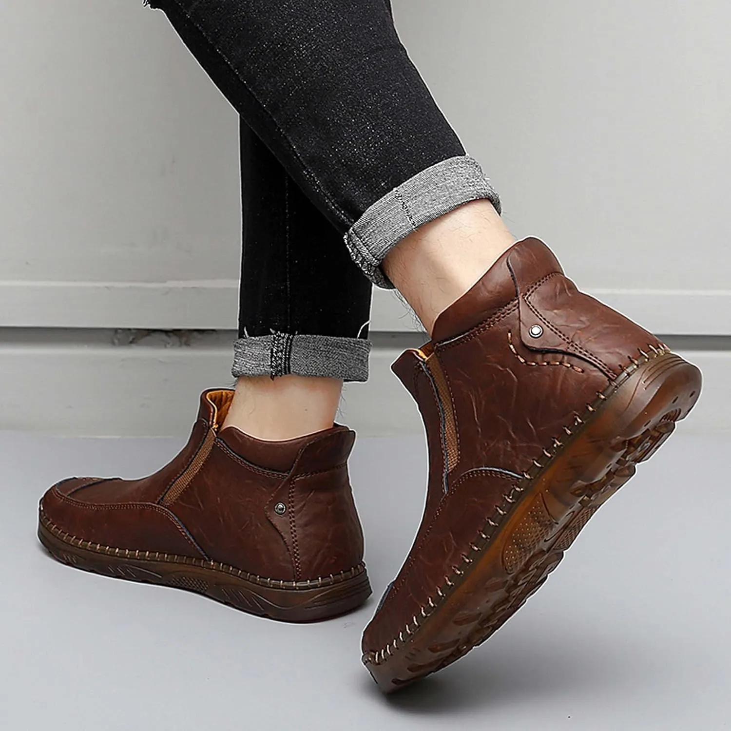 Men's Casual Loafers Men's Lightweight Breathable Casual Shoes Hand Sewn Comfortable Soft Men's Shoes Classic Business Wide Version Non Slip Oxford Shoes Black