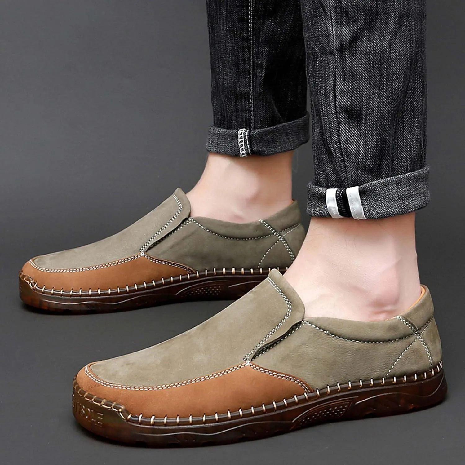 Men's Classic Business Slip On Loafers Hand Sewn Men's Shoes Non Slip Wear-Resistant Oxford Shoes Lightweight Soft Casual Leather Shoes Brown