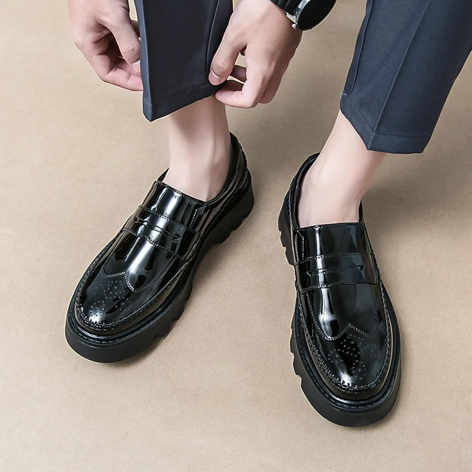 Men's Patent Leather Platform Slip-on Loafers Bullock Lug Sole Business Dress Shoes Casual Non-Slip Chunky Platform Black Formal Loafer Shoes
