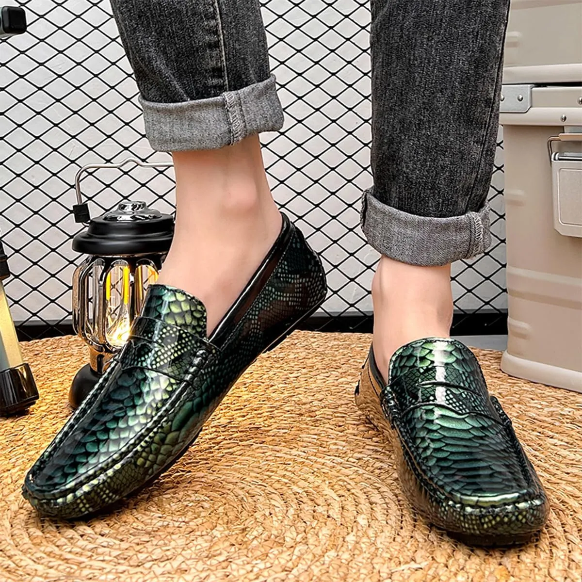 Men's Slip-On Flats Driving Loafers with Snake Print Outdoor Leather Shoes