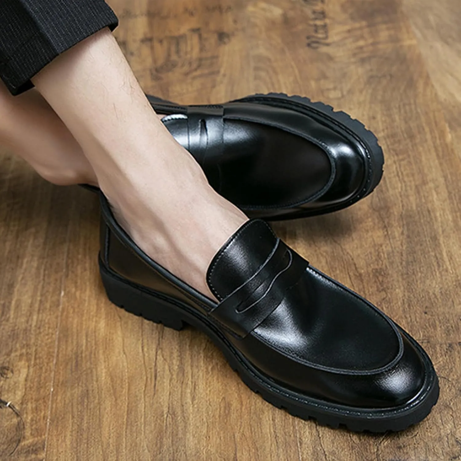 Men's Slip on Lug Sole Casual Loafers,Fashion Round Toe Platform Anti-Slip Comfort Dress Shoes Retro Business Formal Leather Penny Loafers for Men