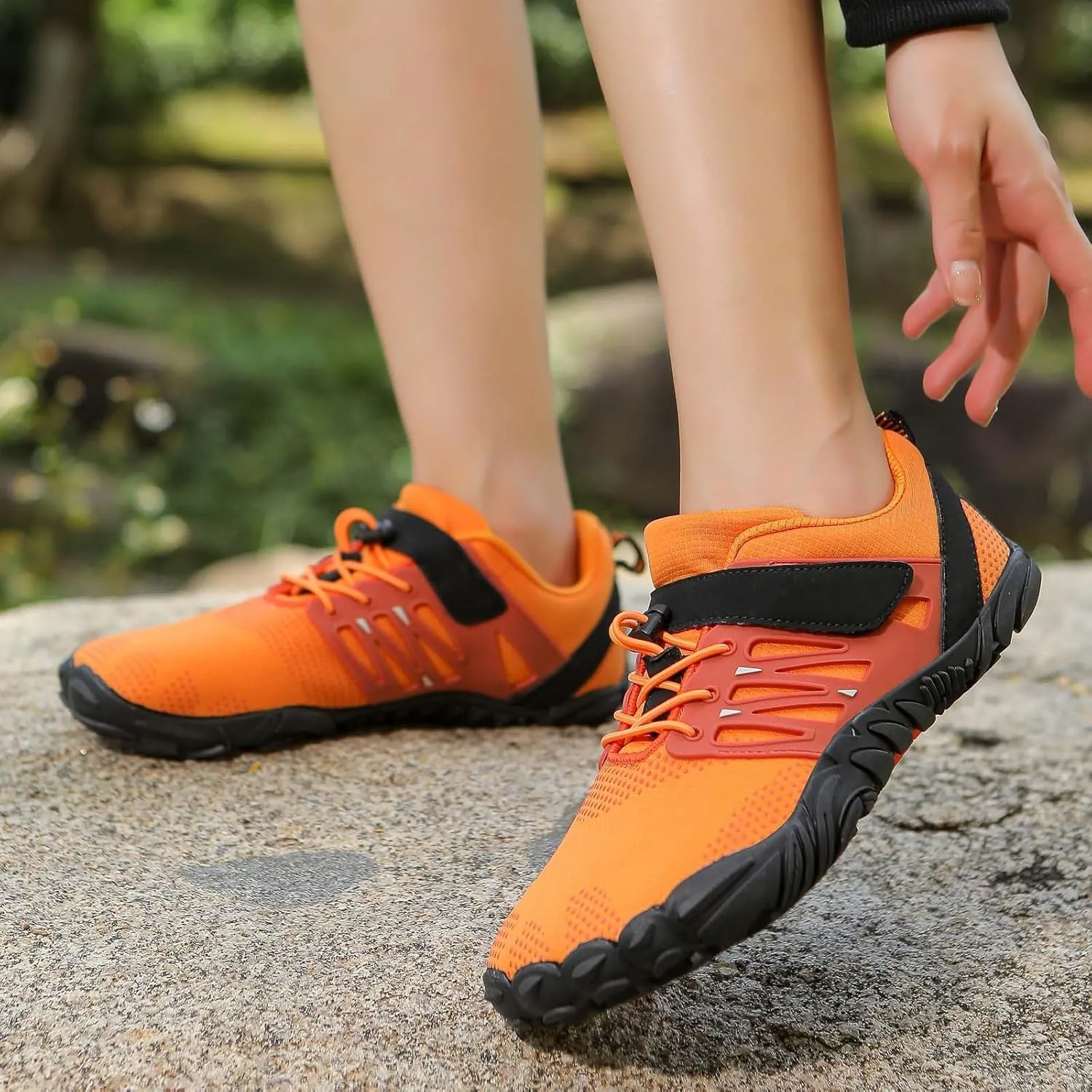 Mens Womens Water Shoes Wading Diving Beach Walking Hiking Quick Drying Sports Aqua Shoes with Adjustable Strap Indoor Fitness Comfy Cushioned Thick Sole Shoe Sumemr Barefoot Wear 2025 Couple Sneaker