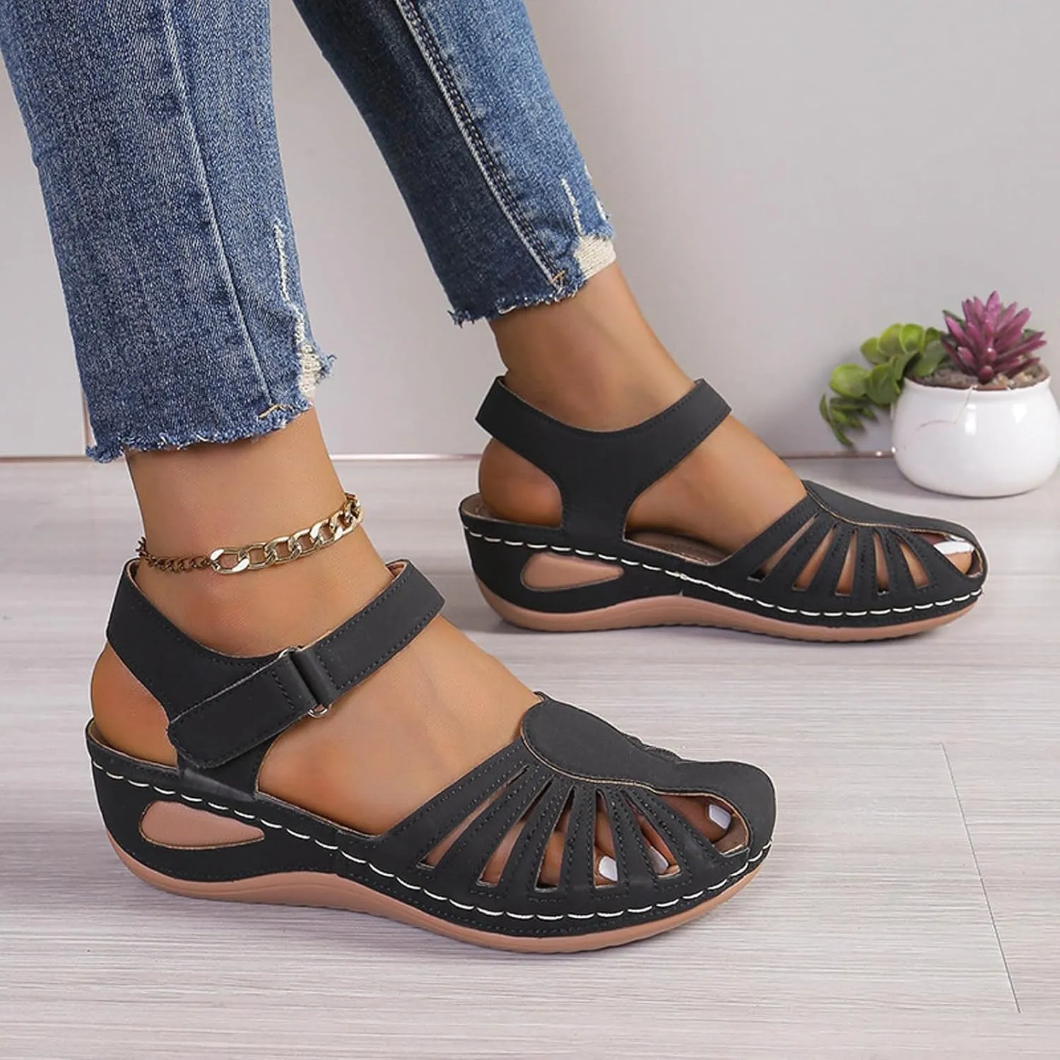 Platform Clogs for Women Closed Toe Wedge Sandals Slip On Walking Sandals Hollow Out Comfortable Vacation Sandals