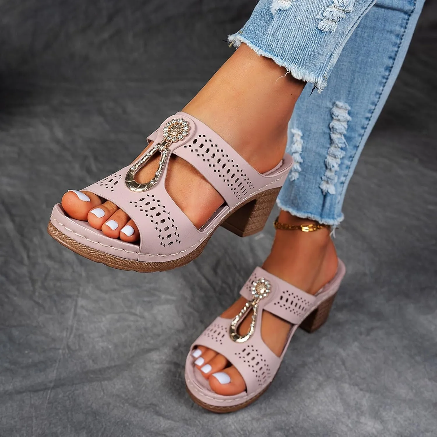 Thick Fish Heel Women's Shoes Fashionable Casual Rhinestone Hollow Slingback Beach Sandals Sketches Sports Sandals