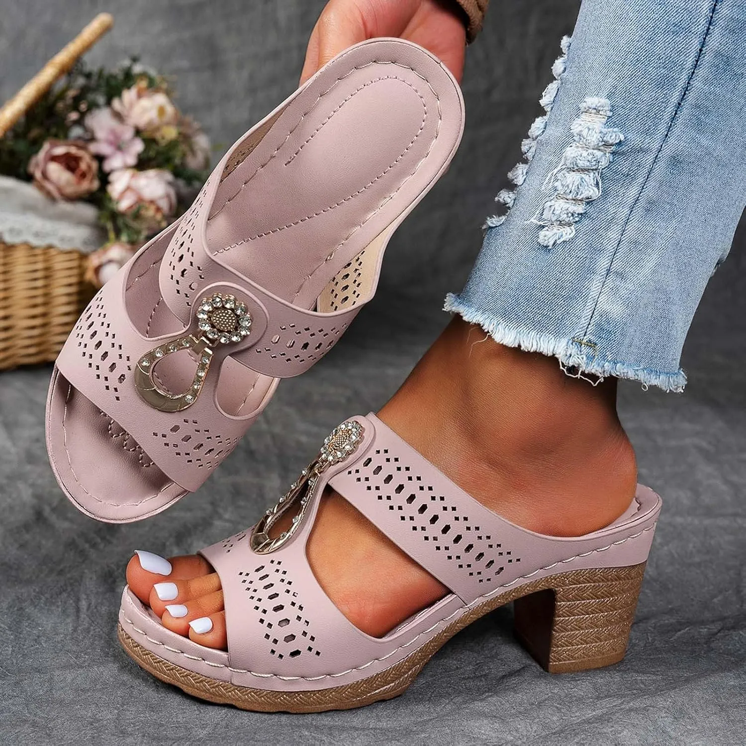 Thick Fish Heel Women's Shoes Fashionable Casual Rhinestone Hollow Slingback Beach Sandals Sketches Sports Sandals
