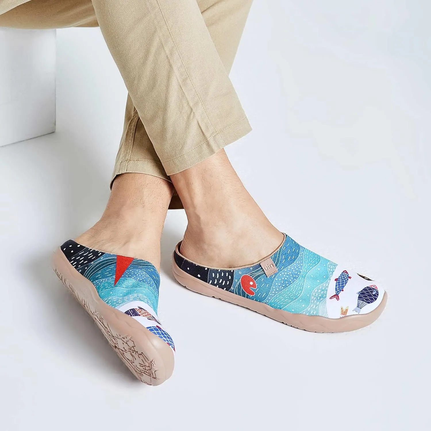 UIN Men's Painted Slipper Lightweight Comfort Mules Walking Casual Household Slip Ons Art Travel Shoes Malaga