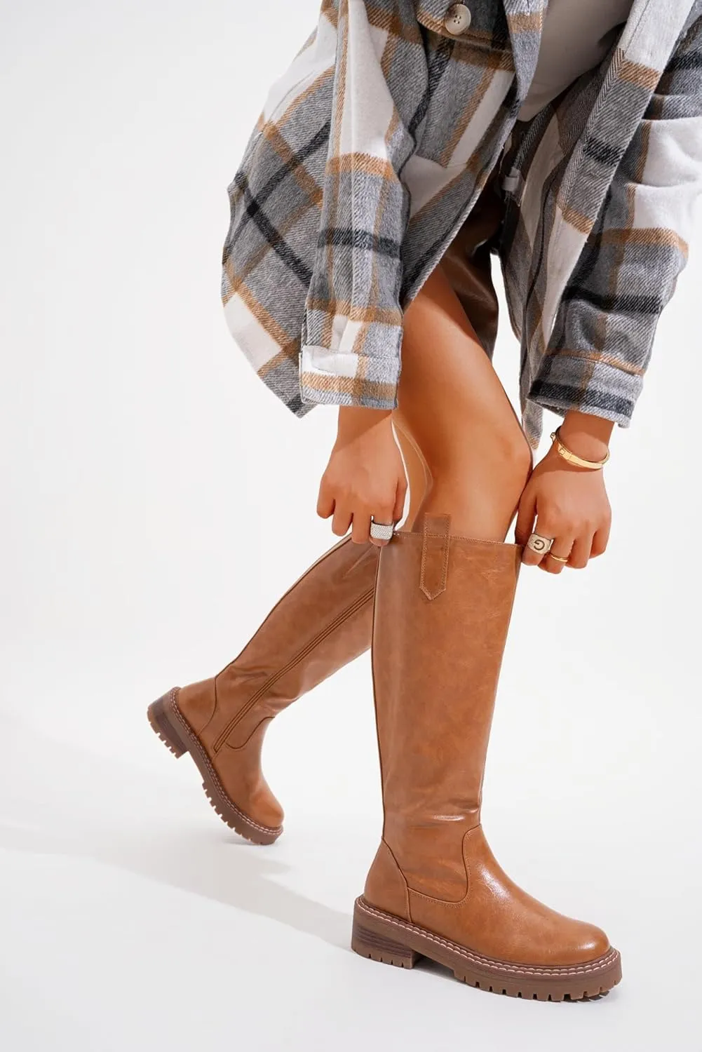 Vepose Women’s 9658 Knee High Boots Low Heel, Platform Tall Boots with Side Zipper for Ladies