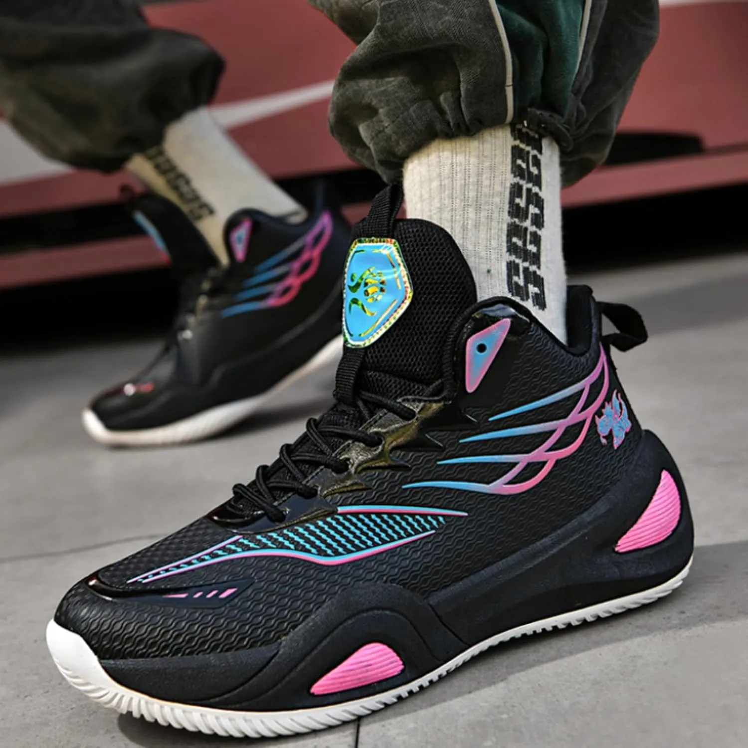 Womens Lace Up High Top Basketball Shoes Breathable Non Slip Outdoor Sneakers Cushioning Workout Shoes for Fitness Training Athletic