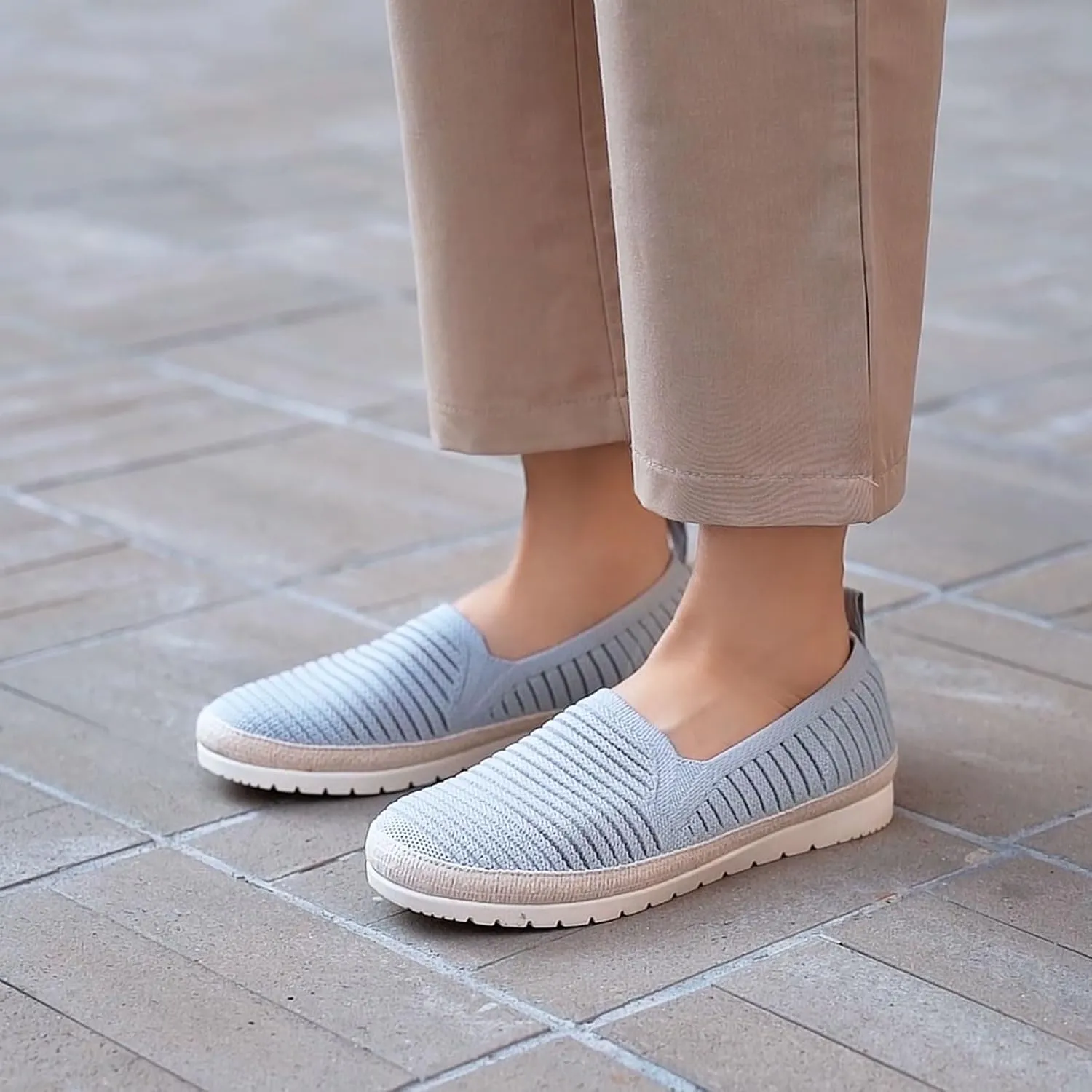 Women's Slip on Loafer Shoes Casual Walking Shoes Comfortable Knit Hands Free Slip ins Sneakers with Arch Support Fashion Work Nurse Flats