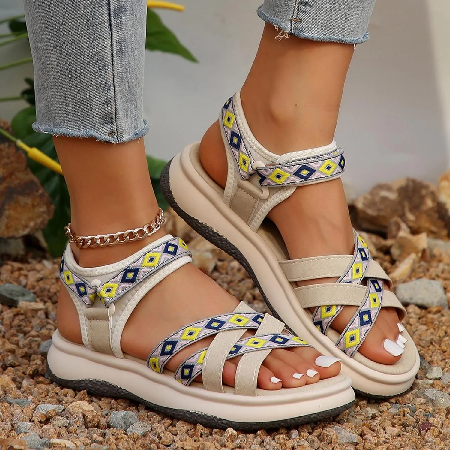 Women's Summer Ethnic Style Sandals Large Size Casual Fashion Sandals Wearable Thick Bottom Slope Heel Sandals
