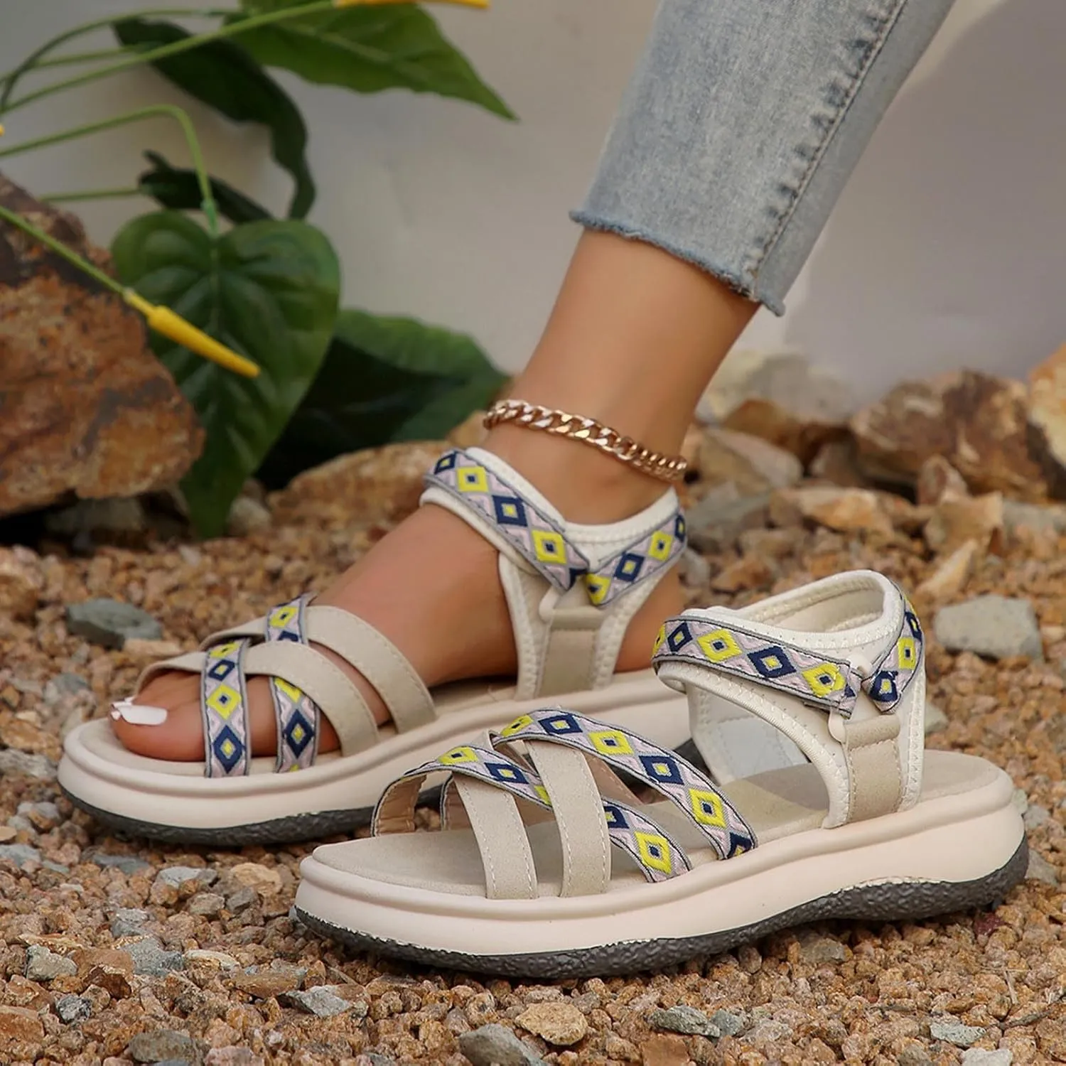 Women's Summer Ethnic Style Sandals Large Size Casual Fashion Sandals Wearable Thick Bottom Slope Heel Sandals