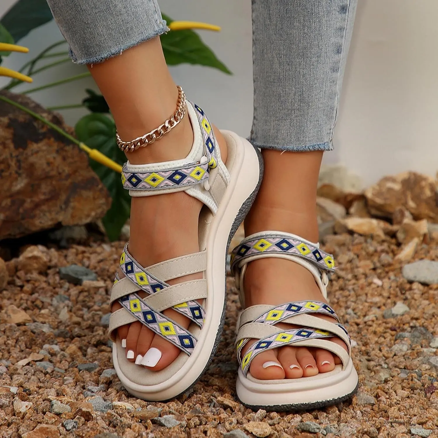 Women's Summer Ethnic Style Sandals Large Size Casual Fashion Sandals Wearable Thick Bottom Slope Heel Sandals
